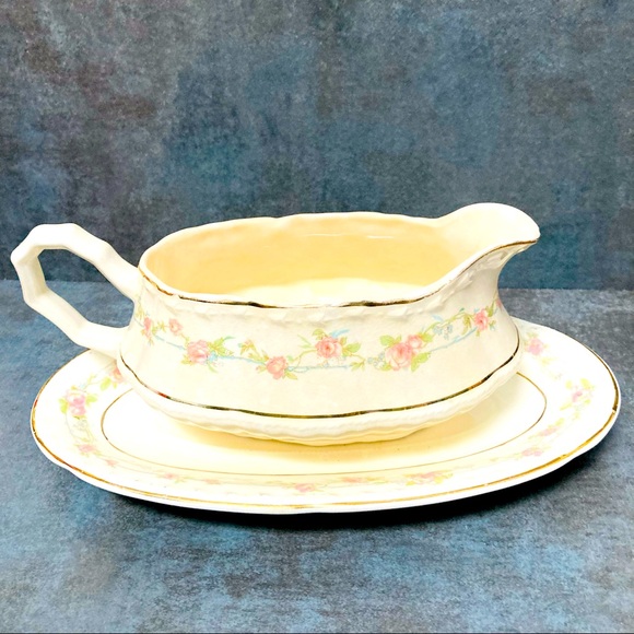 Antique Vintage Crooksville China Gravy Boat & Saucer H-M, E-M - Picture 1 of 5
